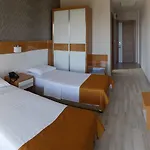 Otel Santana 4*