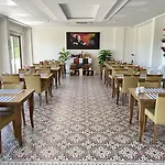 Santana Otel Altınoluk