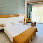 Santana 4*
