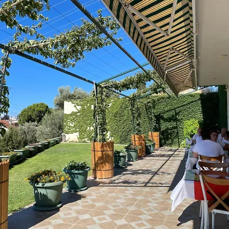 Santana Hotel 4*