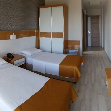 Hotel Santana 4*