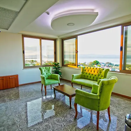 فندق Santana ألتينولوك